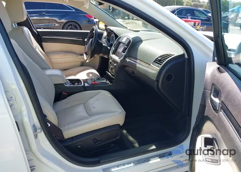 2021 Chrysler 300 Touring L из США, поврежденный, VIN 2C3CCAAG5MH604168